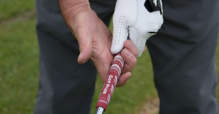 Mastering the Swing: Discover the Best Golf Grip for Seniors