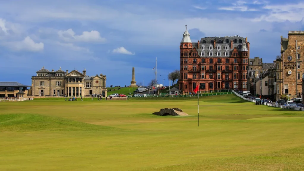 how old is st andrews golf course