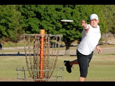 how to play frisbee golf