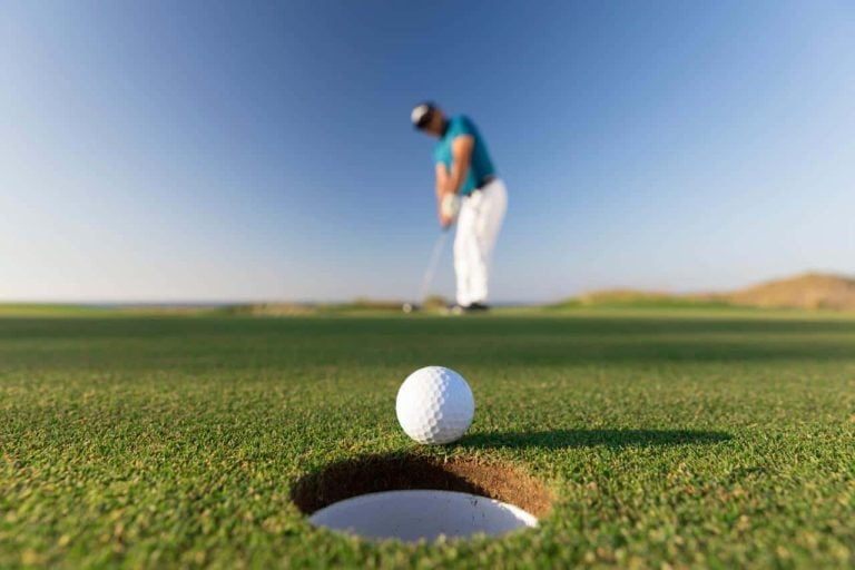 Mastering the Course: Golf How to Read Greens Like a Pro