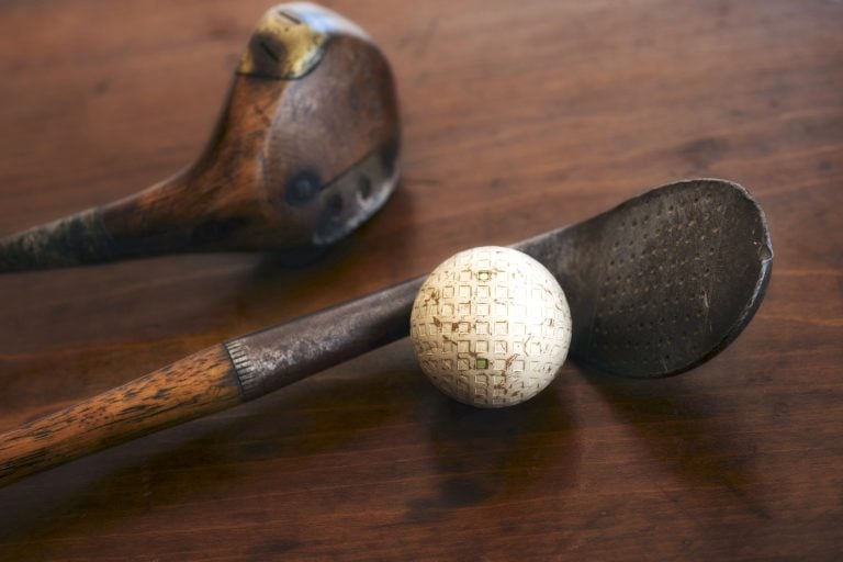 A Nostalgic Round: Discovering the Best Vintage Golf Clubs